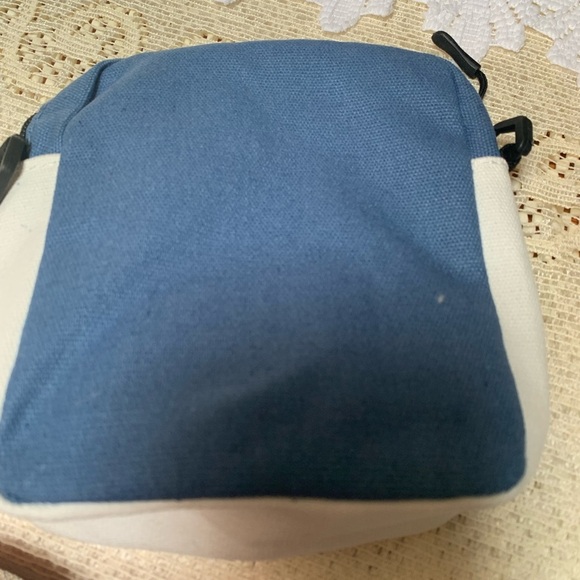 Bag Blue and White Canvas Pouch with Bear Design - Picture 2 of 6